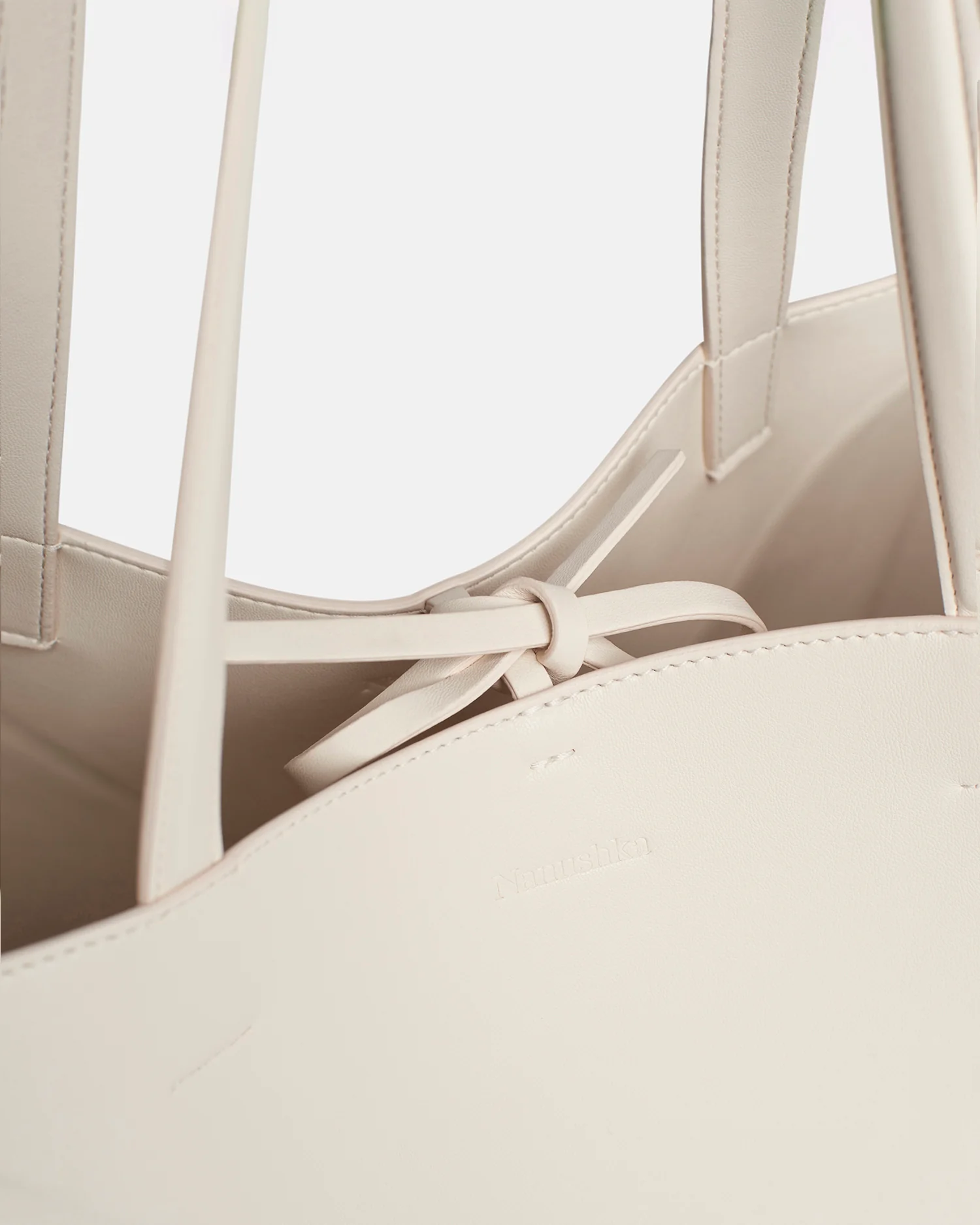 Origami Tote Large - Alt-Nappa tote - Off White - Image 5
