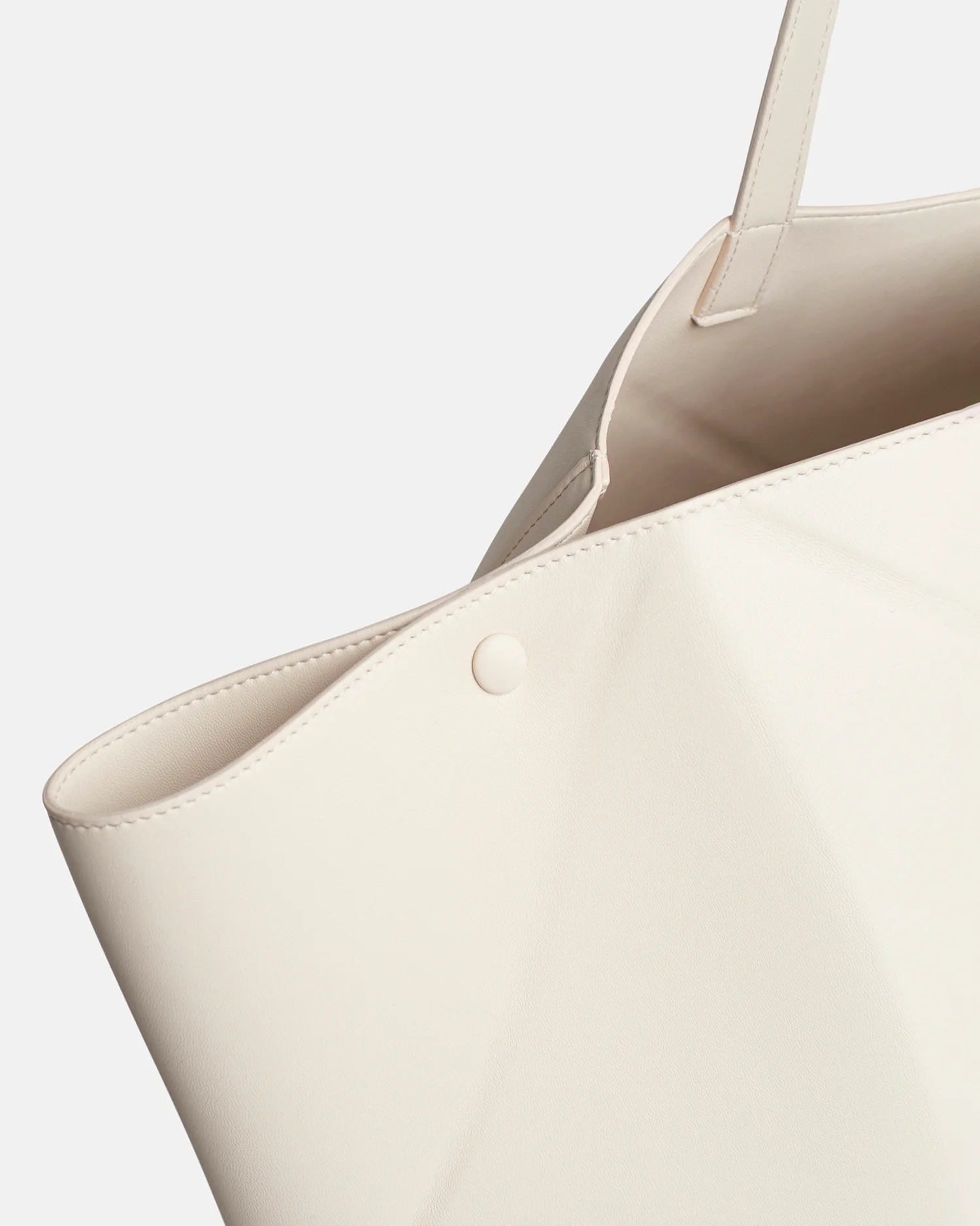 Origami Tote Large - Alt-Nappa tote - Off White - Image 6