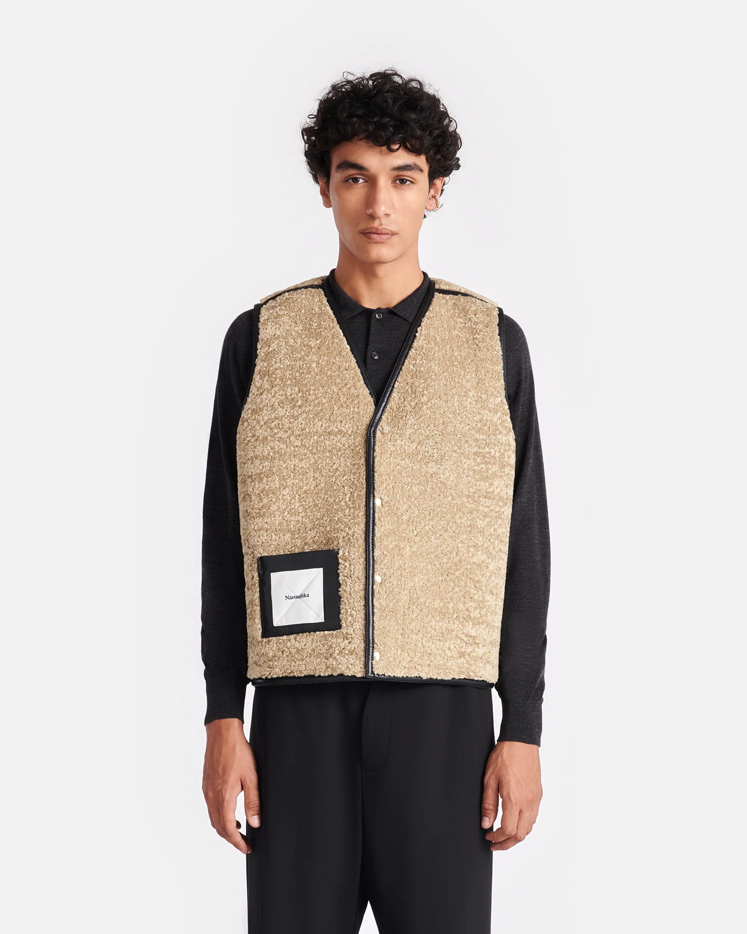 Leevi - Reversible vest - Cornstalk/Black - Image 6