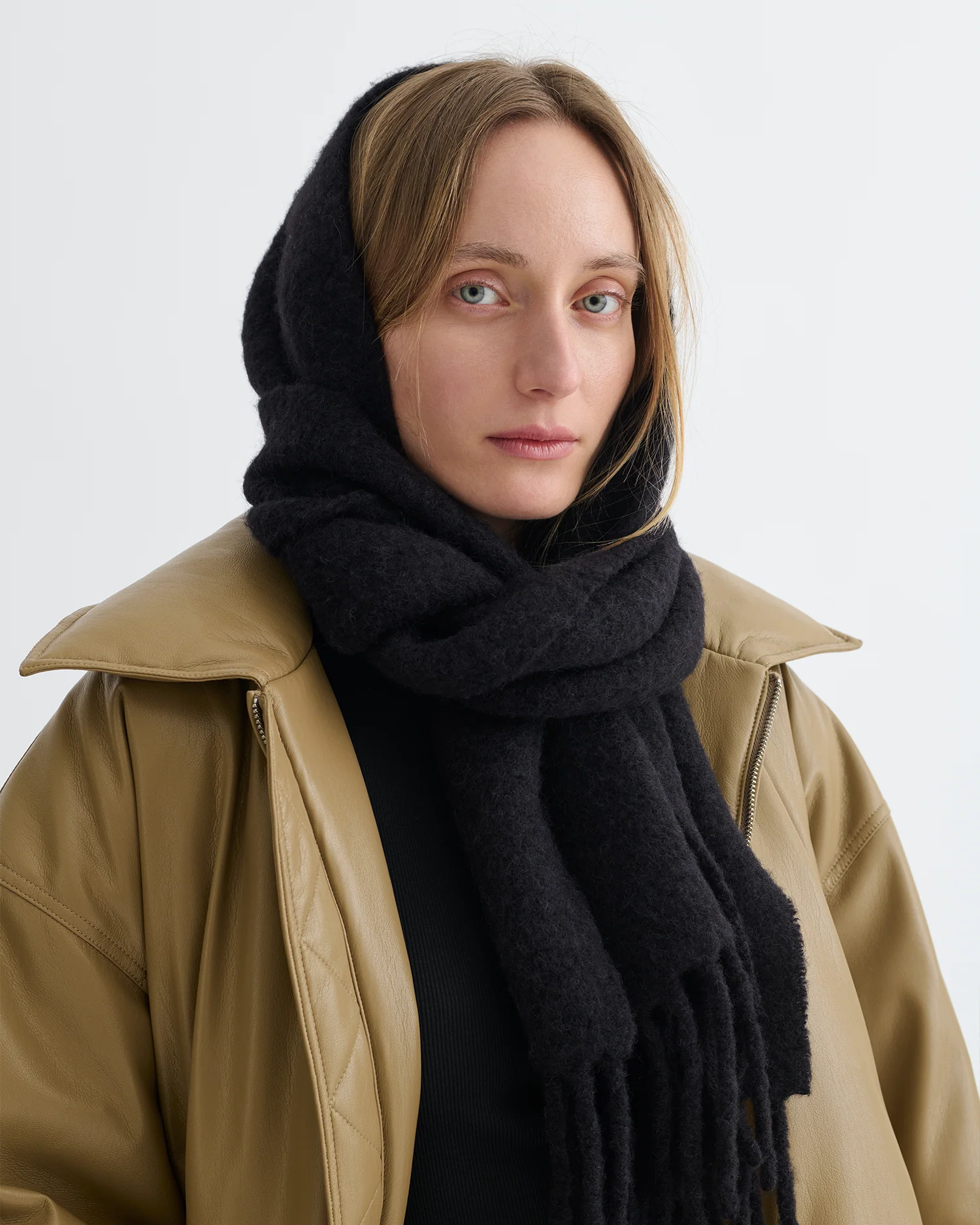 Fluff - Scarf - Black
