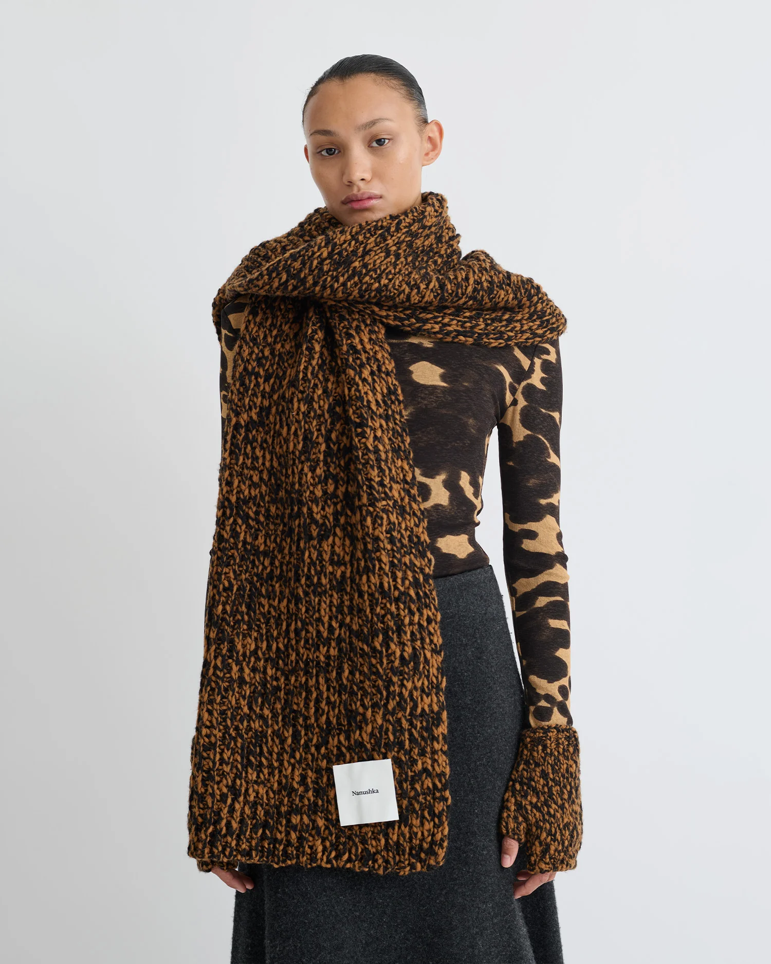 Lance - Wool scarf - Rust/Black