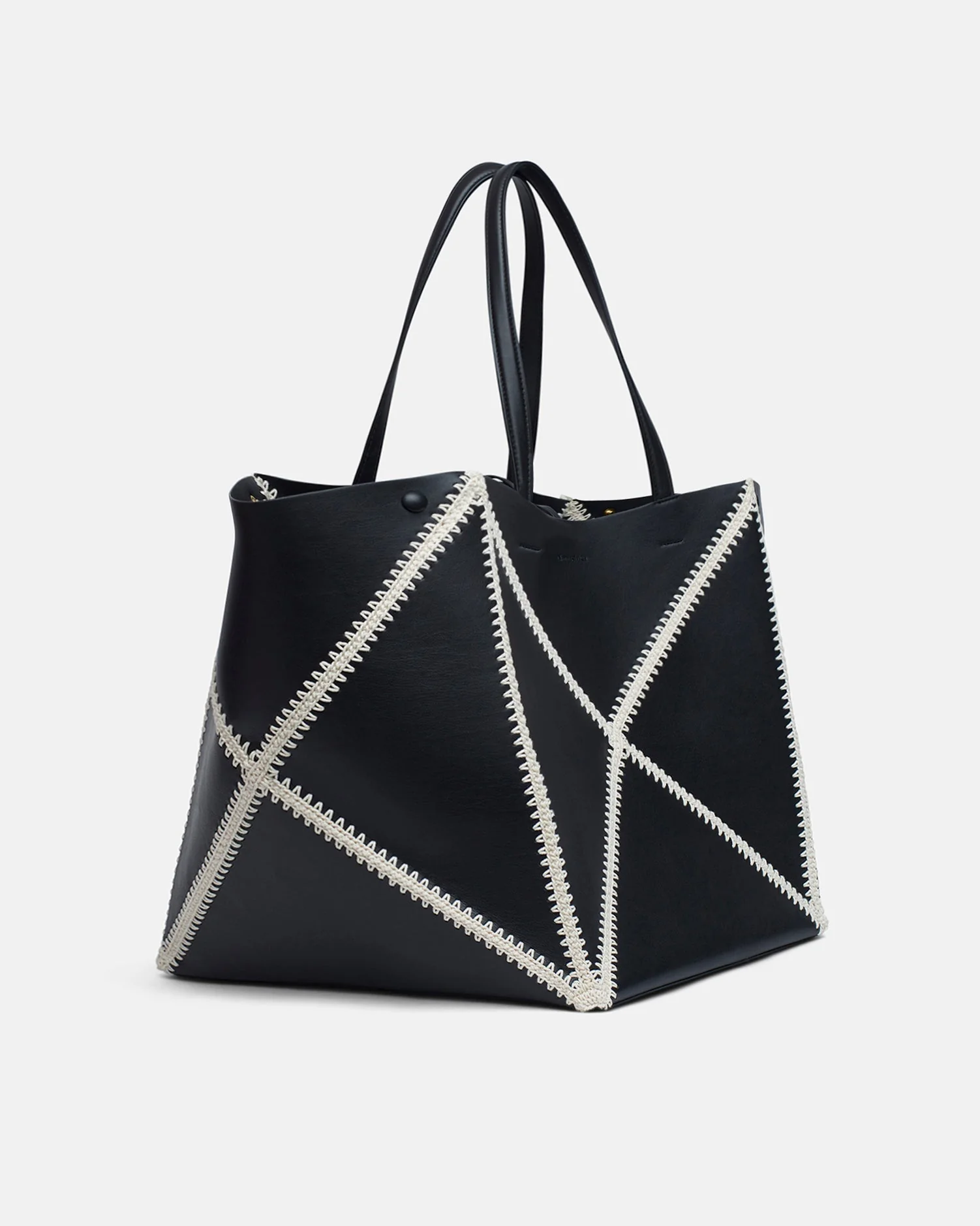 Origami Tote Large - Alt-Nappa crochet tote - Black/Crème - Image 3