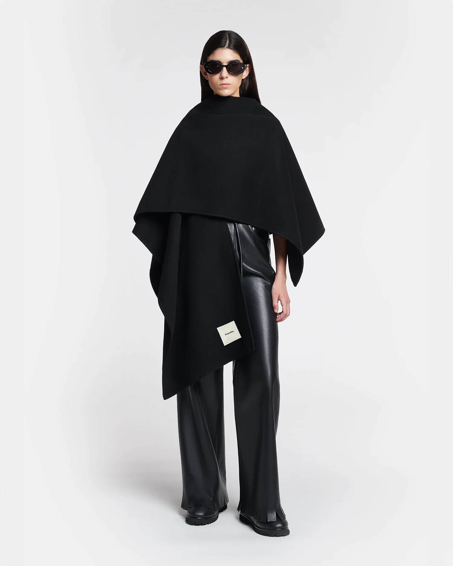 Kamin - Shawl - Black - Image 3