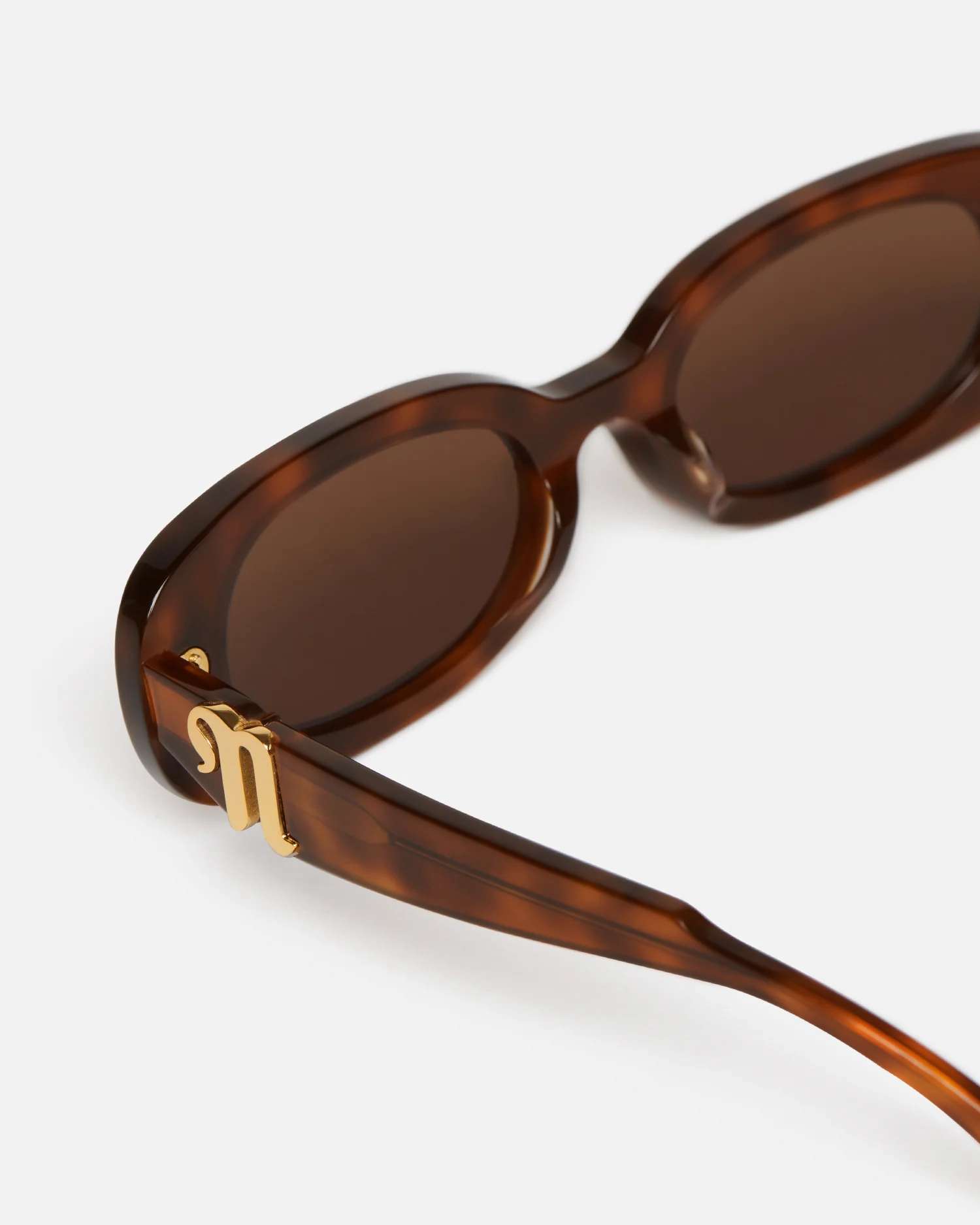 Aliza - Bioplastic sunglasses - Light Turtle - Image 3