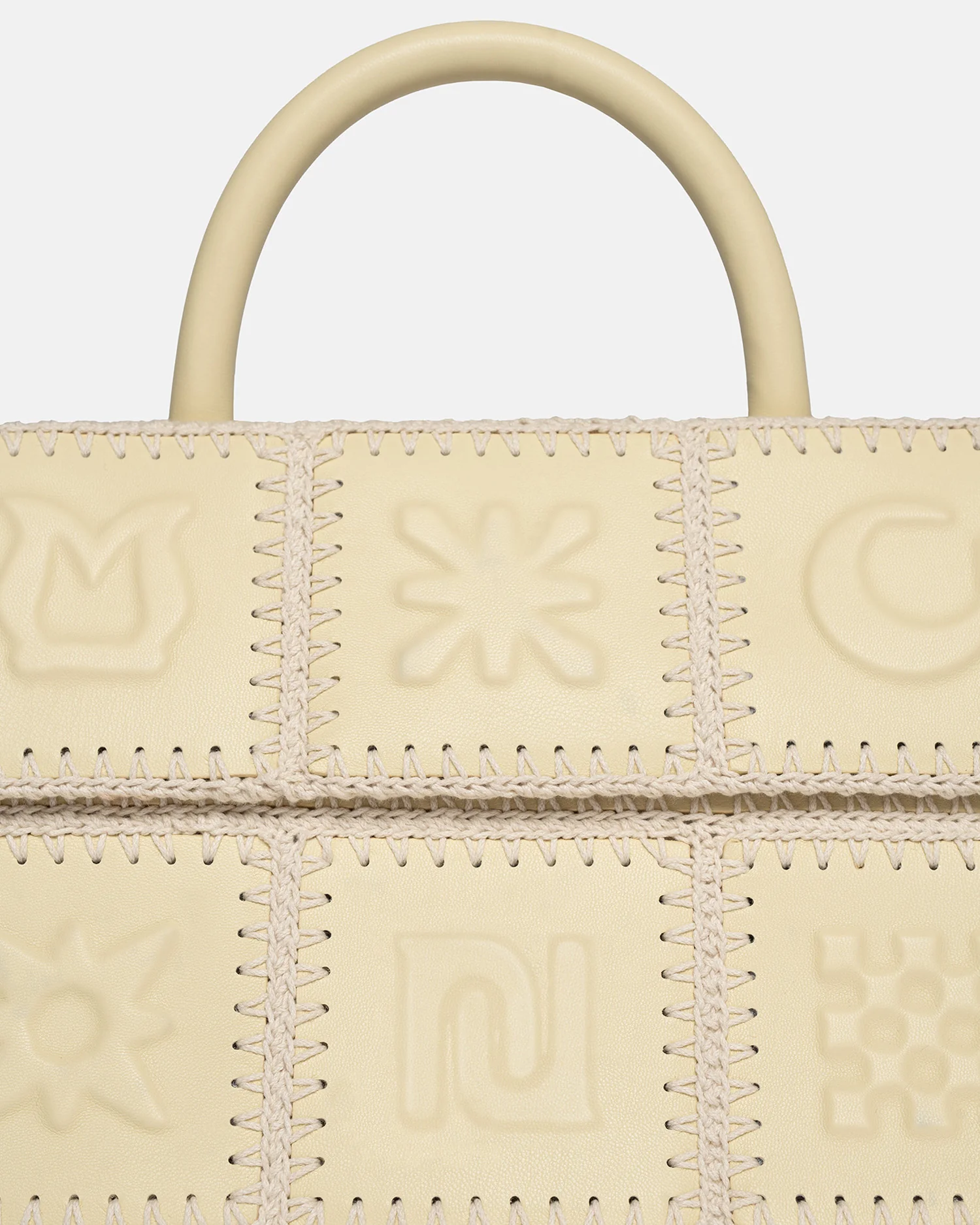 The SANDI Symbol - Top handle bag - Moonbeam - Image 5