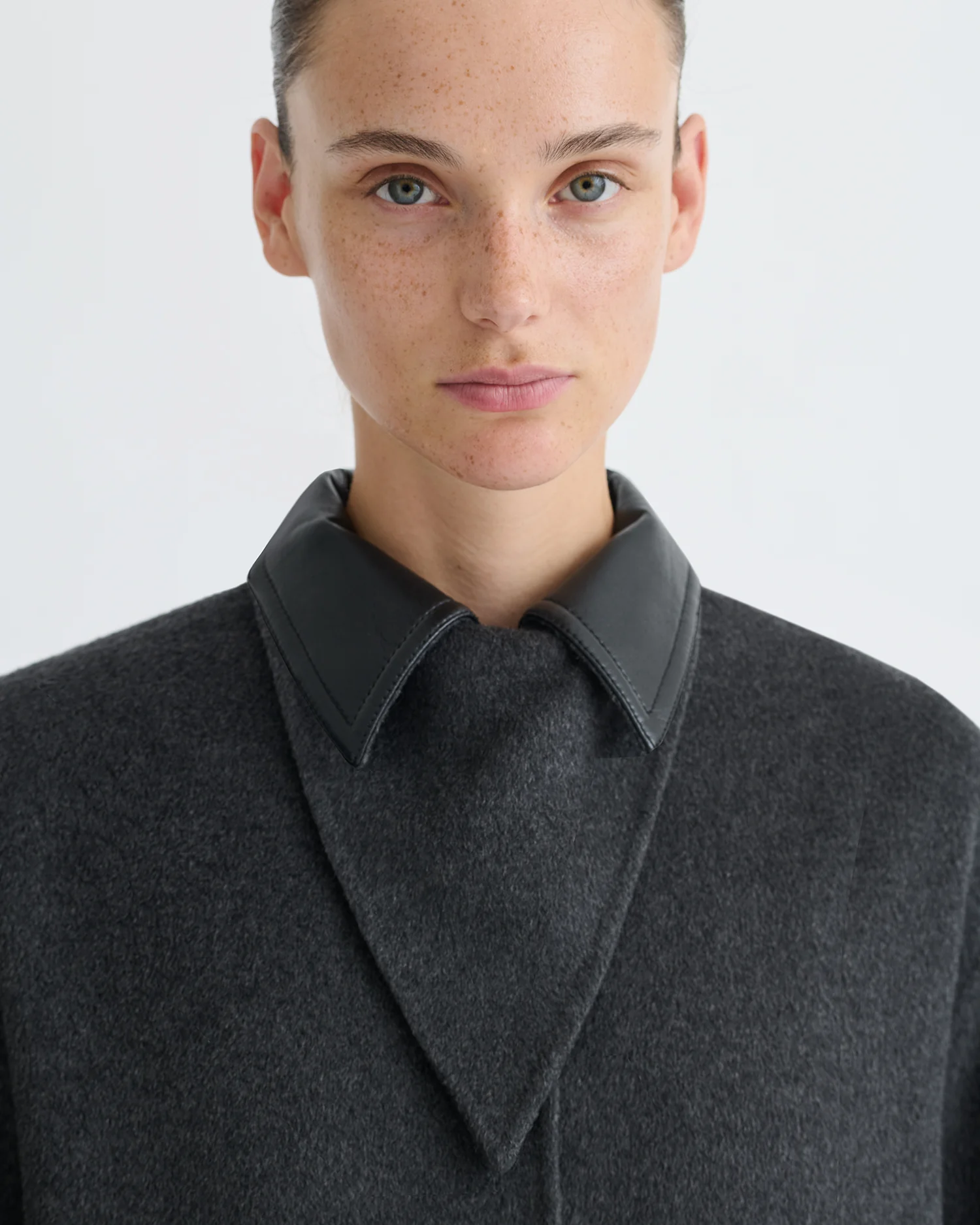 Rowina - Regenerated leather coat - Grey Melange/Black - Image 4