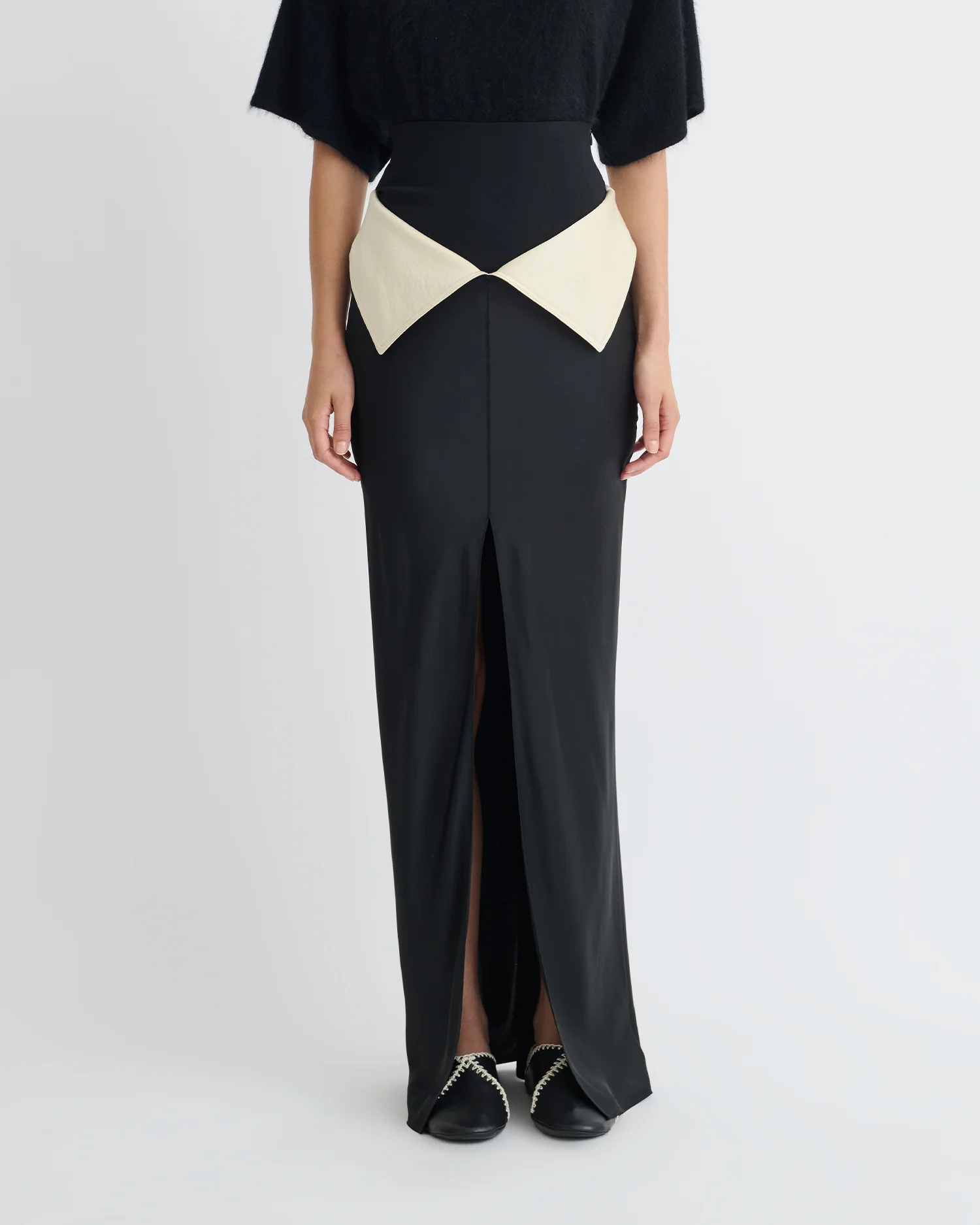 Mentari - Maxi skirt - Black/Ecru - Image 4