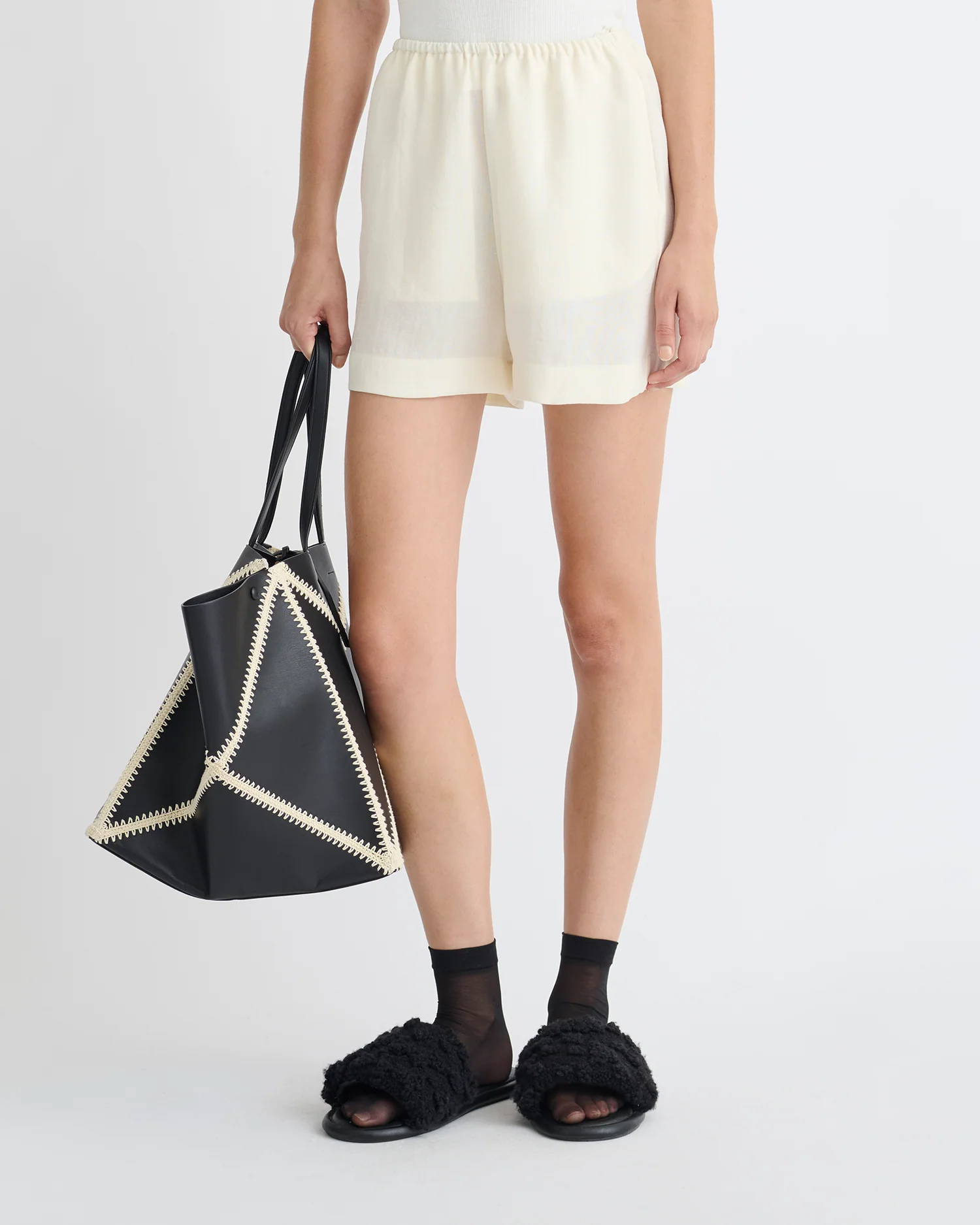 Dylla - Relaxed shorts - Creme - Image 2