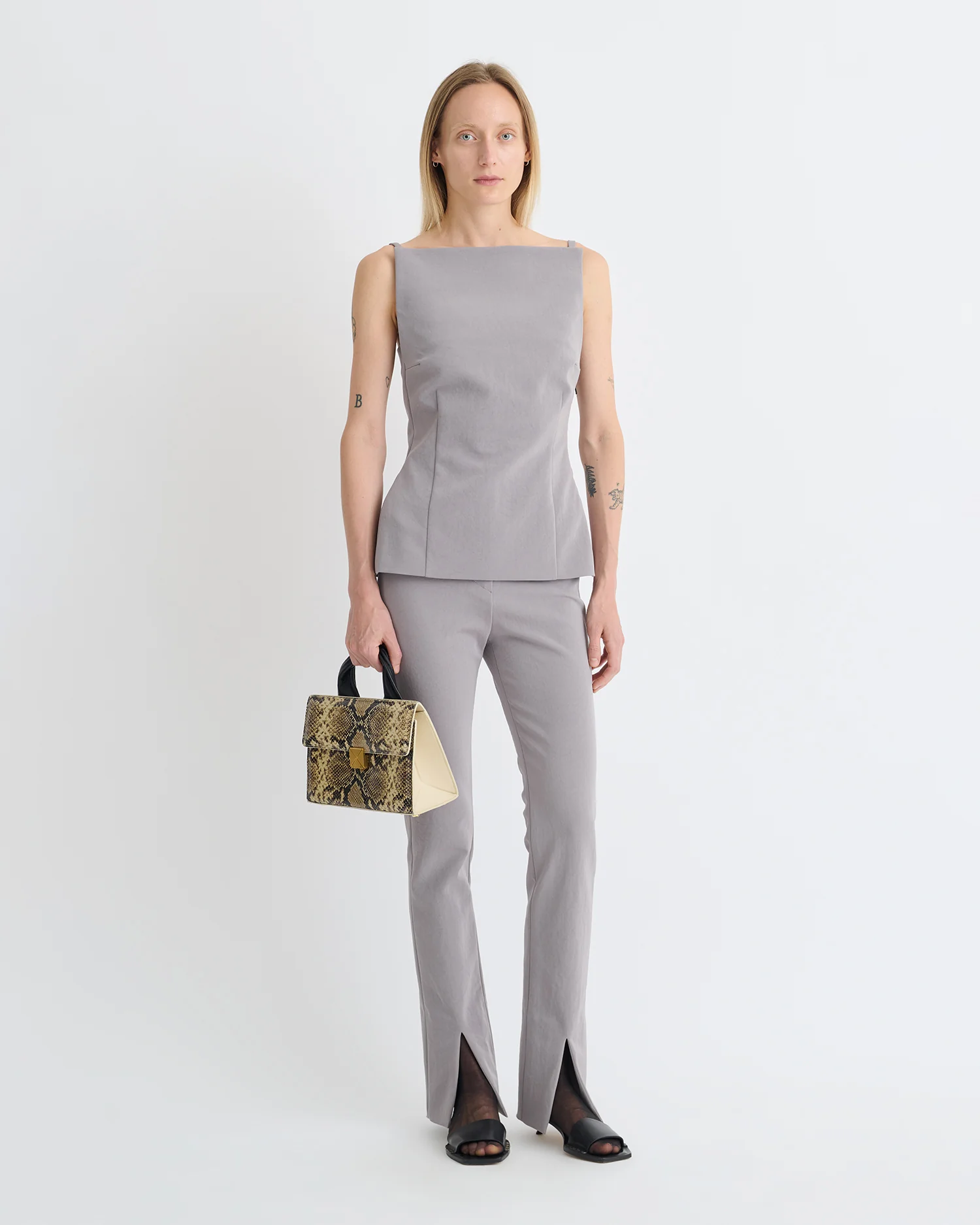 Laree - Structured top - Grey - Image 4