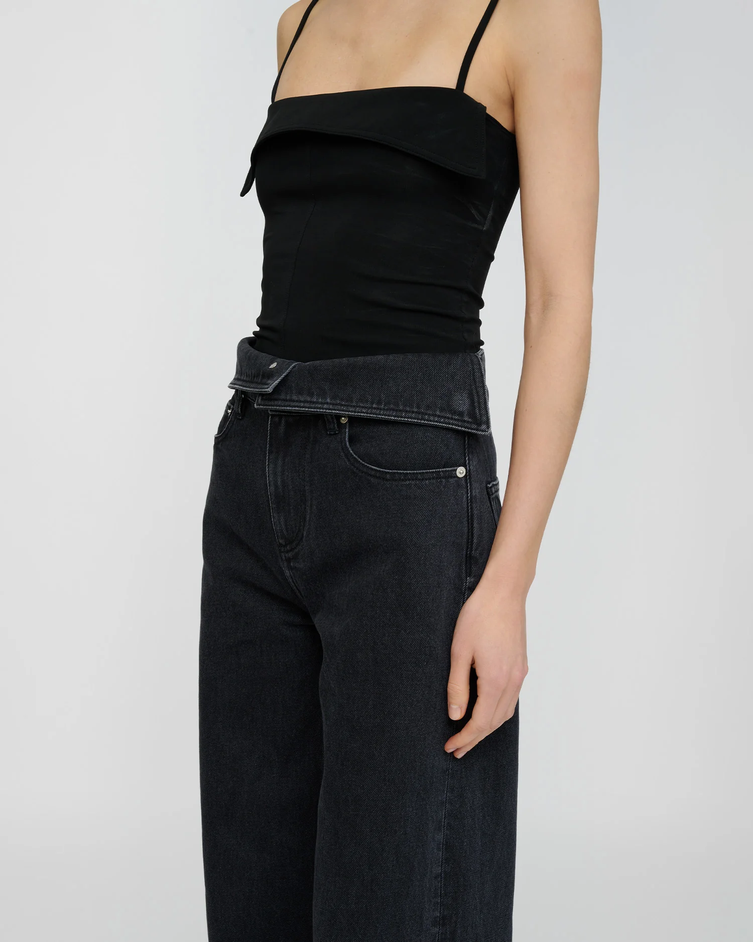 Akiva - Jeans - Washed Black - Image 5