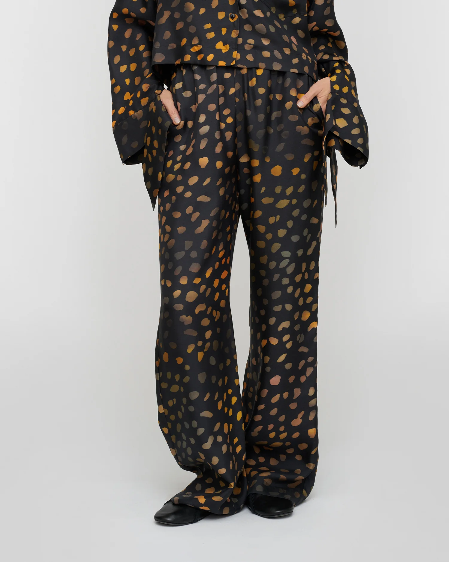 Arvenn - Pants - Moonlit Dots - Image 3